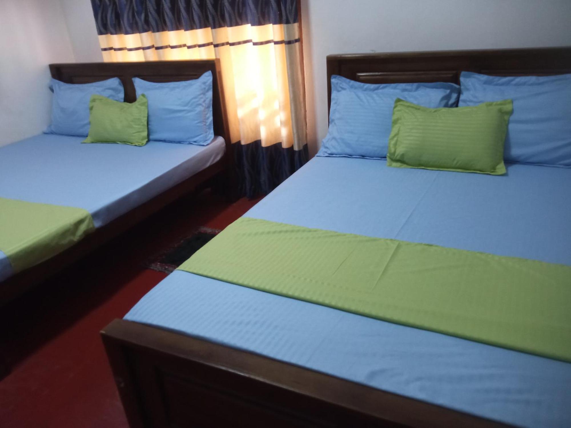 Impress Holiday Home أنرادابورام الغرفة الصورة